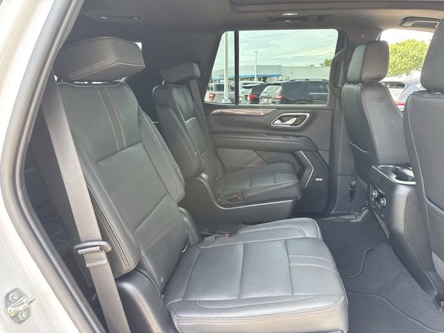 Used 2022 Chevrolet Tahoe RST w/ Luxury Package RWD image 32