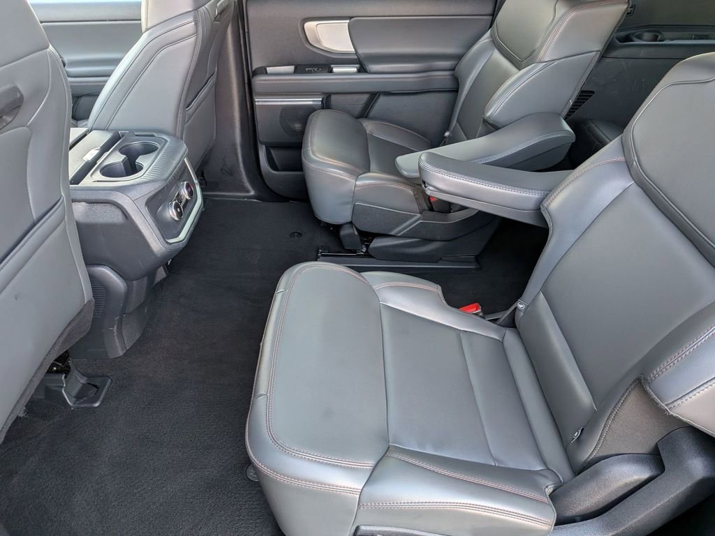 Used 2025 Ford Expedition Max Active AWD/4WD image 33