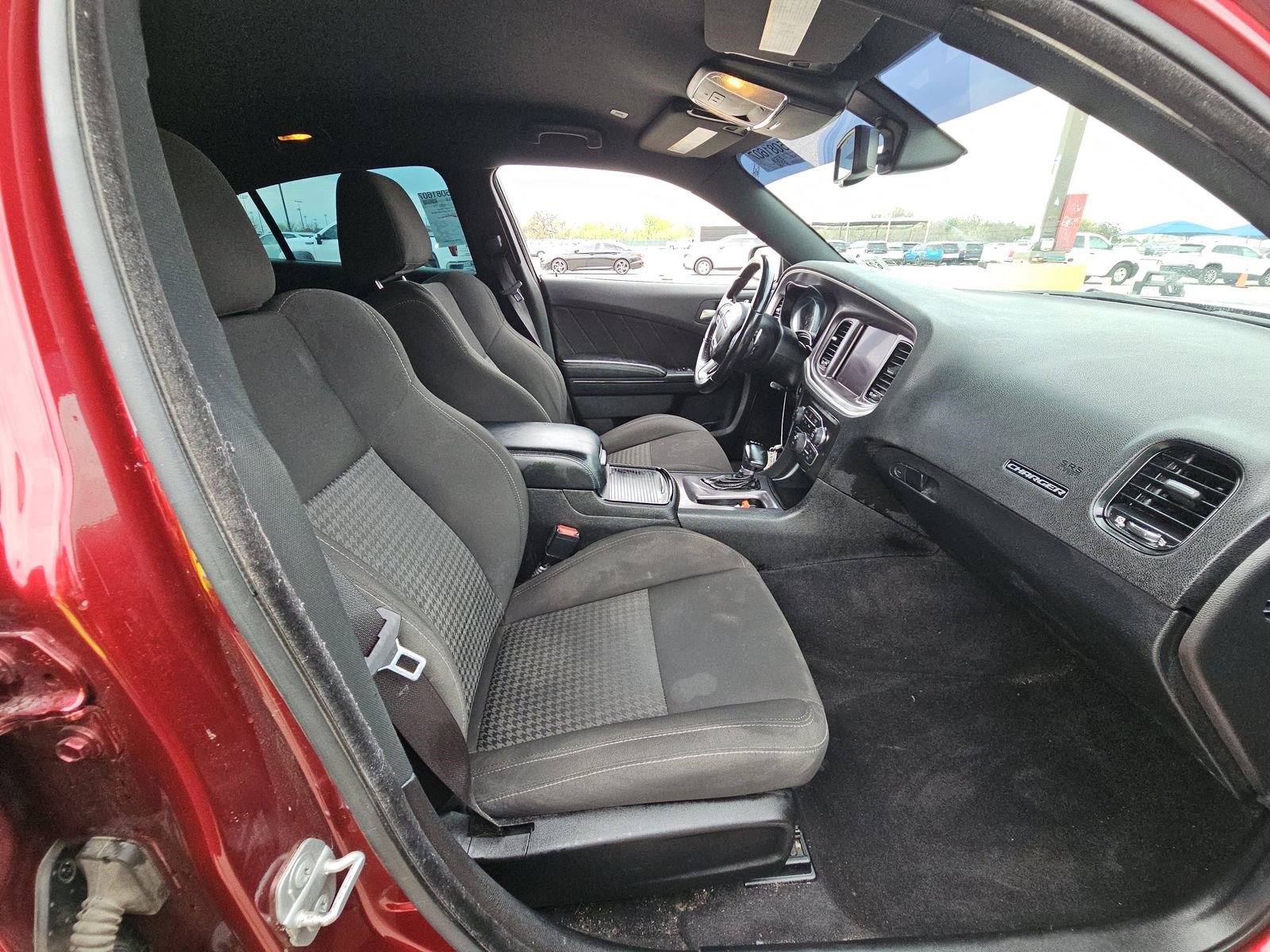 Used 2022 Dodge Charger GT w/ Blacktop Package image 11