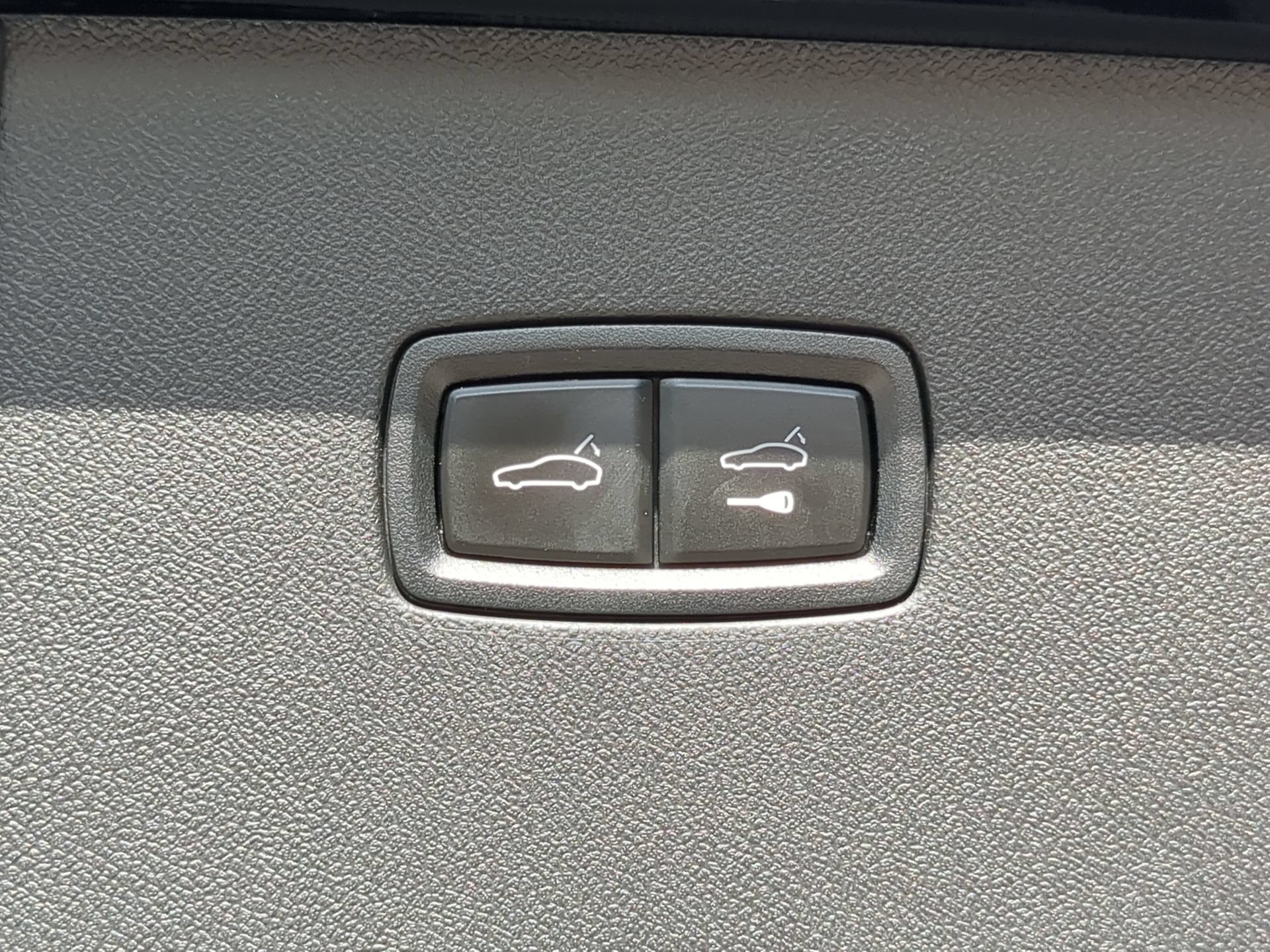 Used 2024 Porsche Cayenne S AWD/4WD image 47