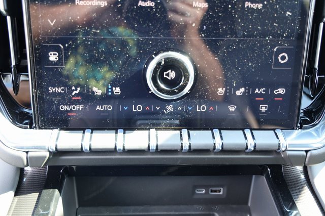New 2026 GMC Yukon Elevation image 21