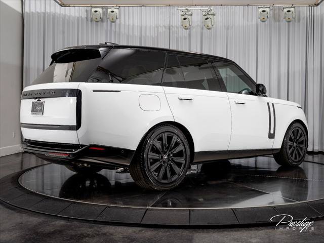 Used 2025 Land Rover Range Rover Autobiography AWD/4WD image 11