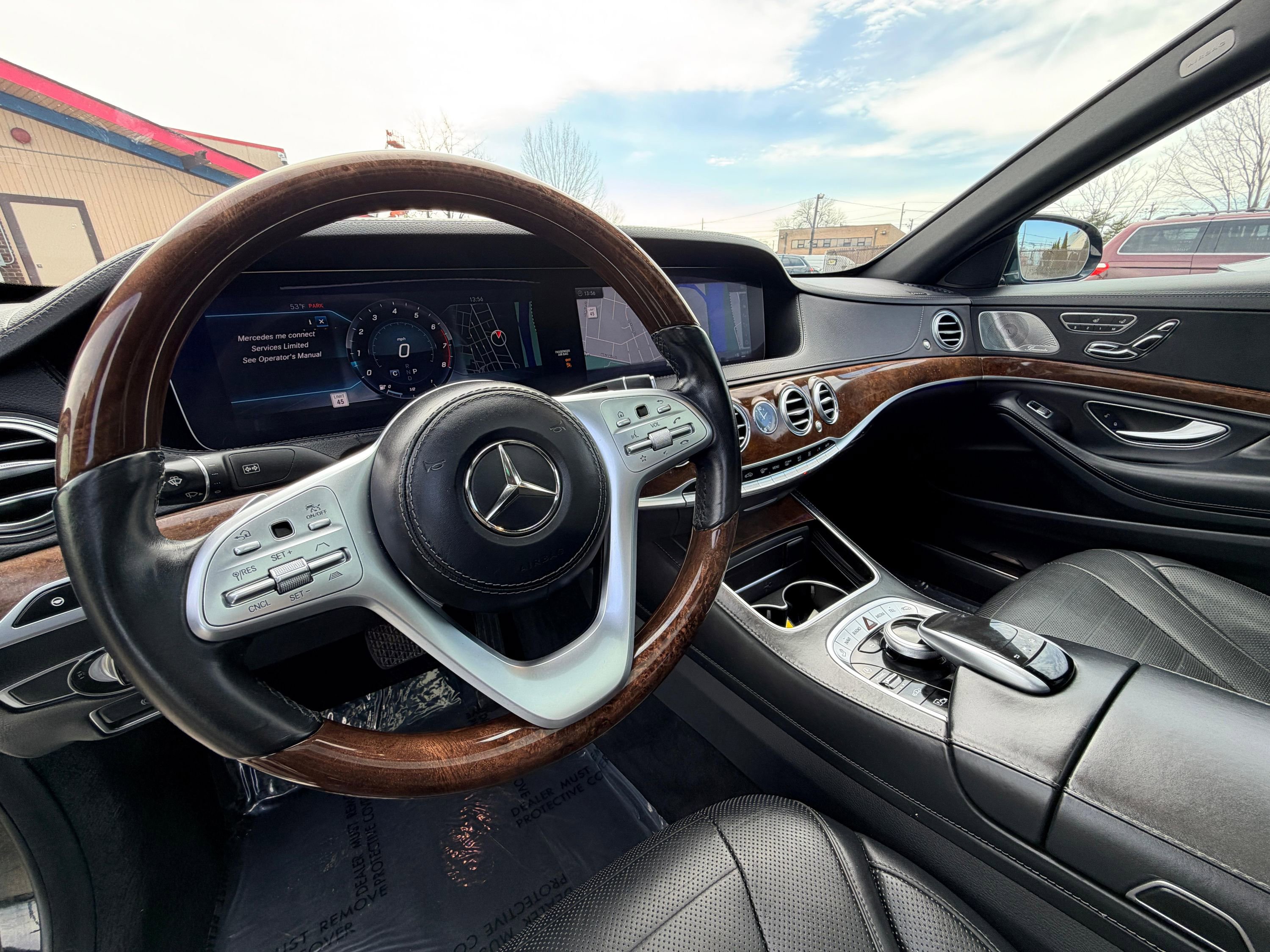 Used 2018 Mercedes-Benz S 560 4MATIC Sedan image 23