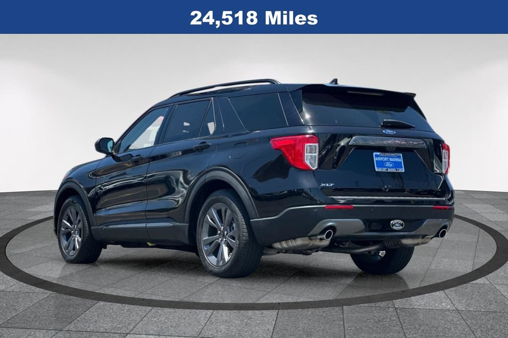 Certified 2023 Ford Explorer XLT w/ Equipment Group 202A RWD image 8