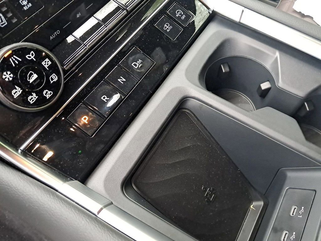 New 2025 Nissan Armada Platinum Reserve image 25