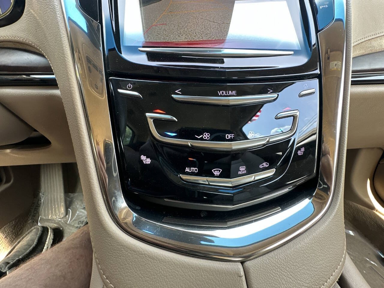 Used 2014 Cadillac ELR w/ Luxury Package FWD image 18