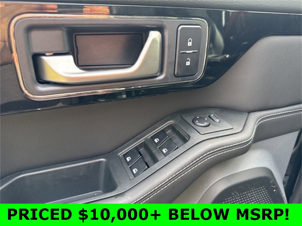 Used 2024 INEOS Grenadier Base image 25