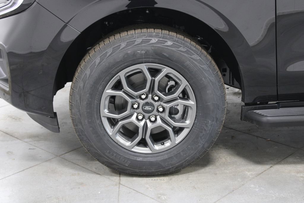 New 2026 Ford Expedition Active image 20