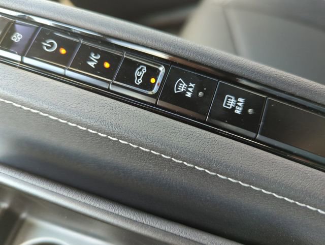 Used 2025 Chevrolet Corvette Z06 image 22