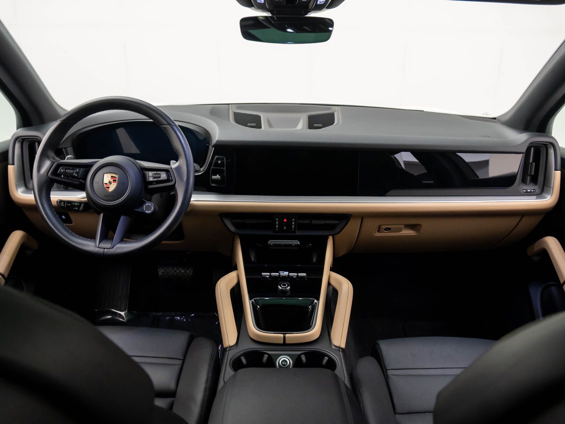 Certified 2024 Porsche Cayenne image 11