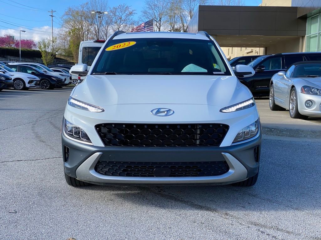 Used 2022 Hyundai Kona Limited image 2