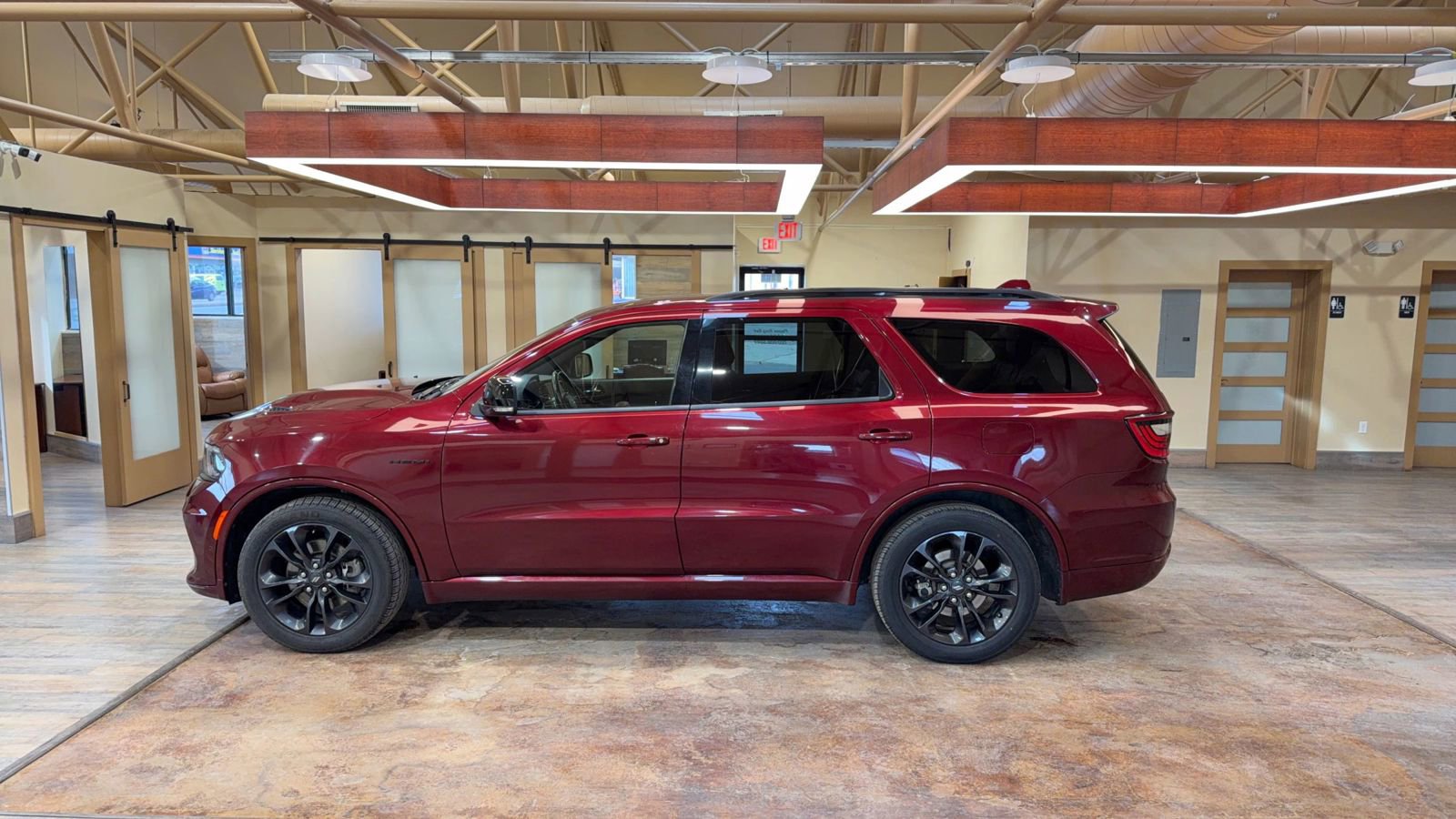 Used 2022 Dodge Durango R/T w/ Blacktop Package image 7