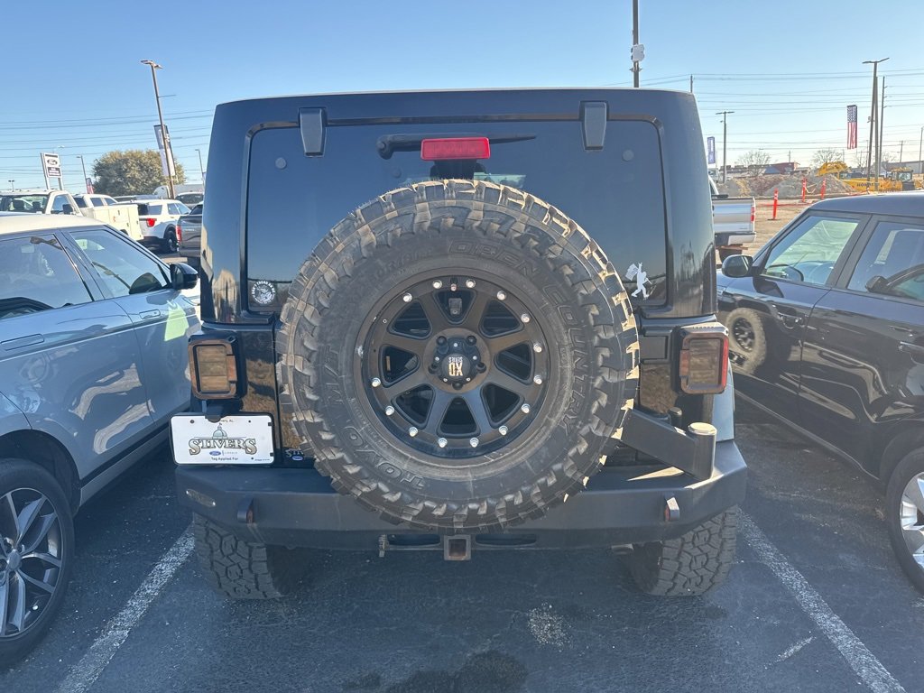Used 2016 Jeep Wrangler Unlimited Rubicon w/ Dual Top Group image 8