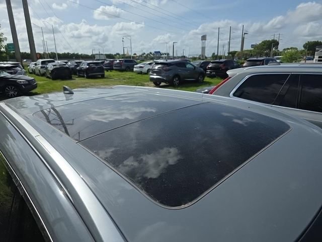 Used 2023 Nissan Rogue SL w/ SL Premium Package FWD image 5