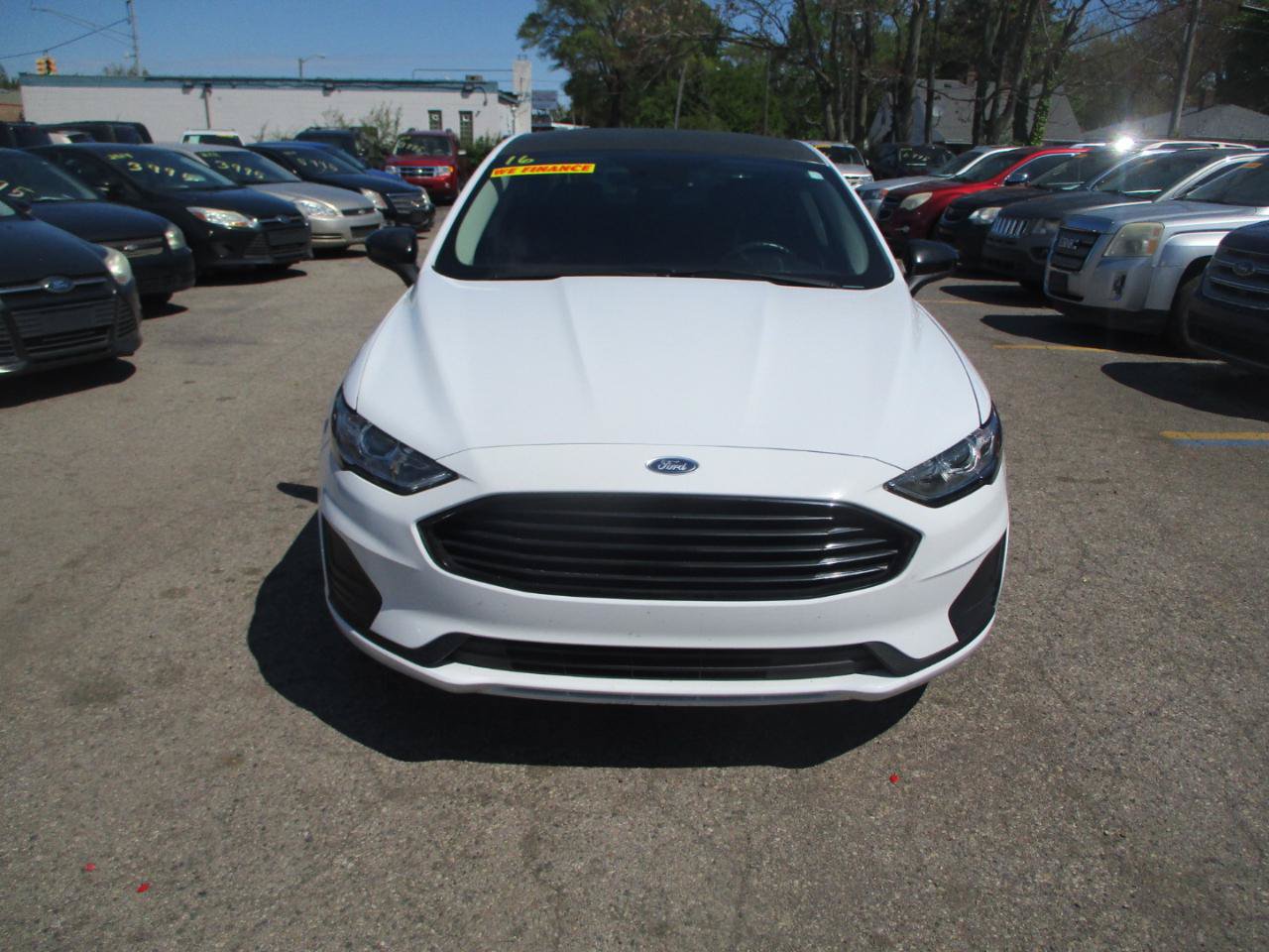 Used 2020 Ford Fusion SE AWD/4WD image 2