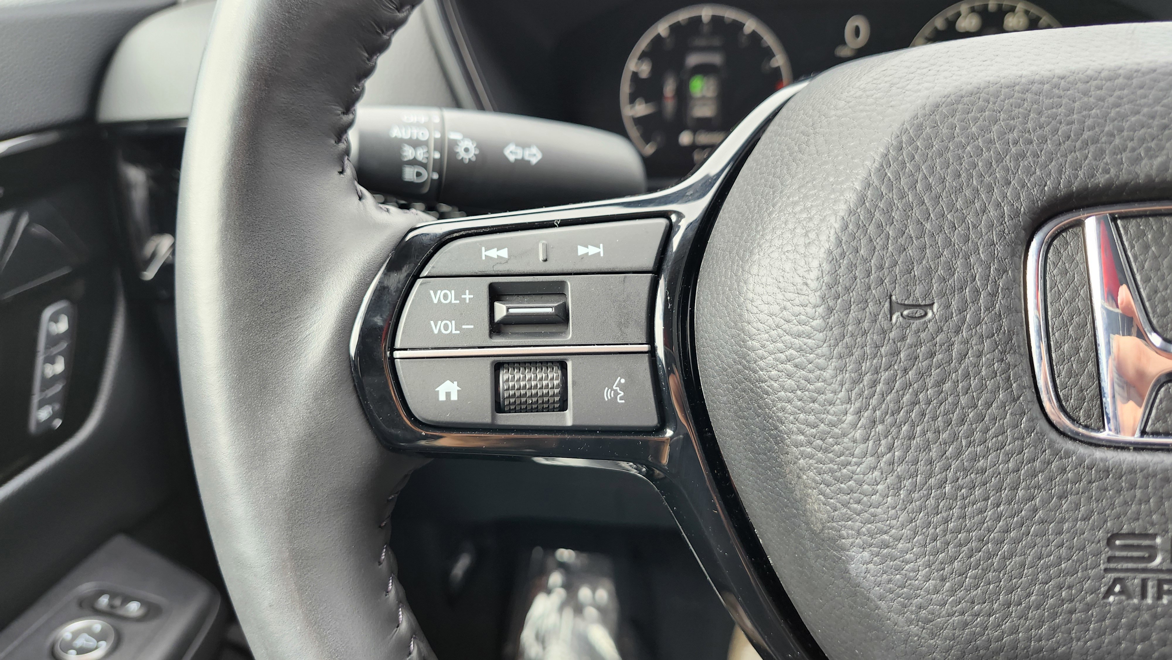 Used 2024 Honda CR-V EX-L image 38