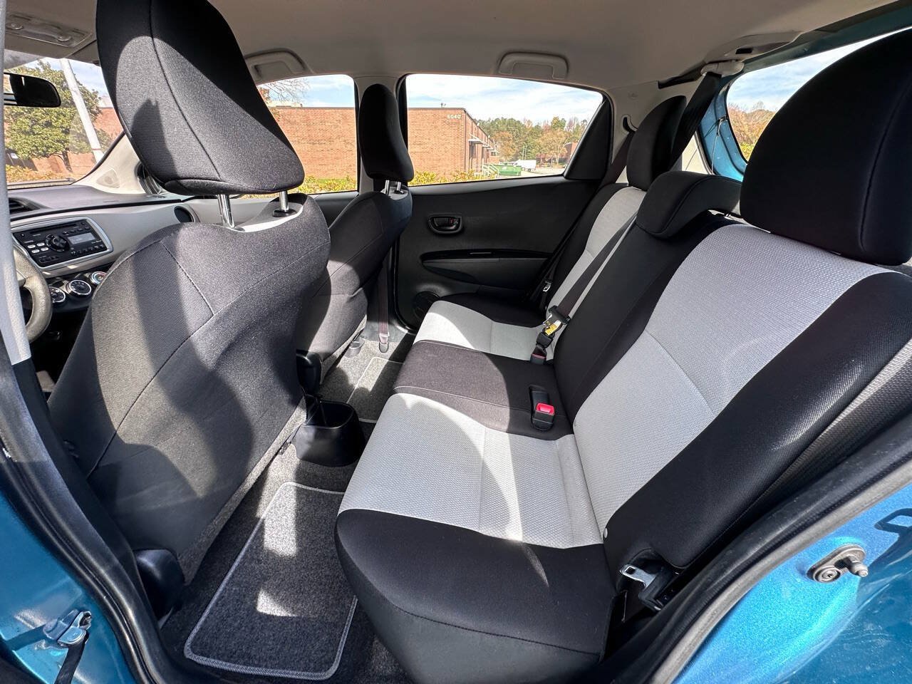 Used 2014 Toyota Yaris L FWD image 14