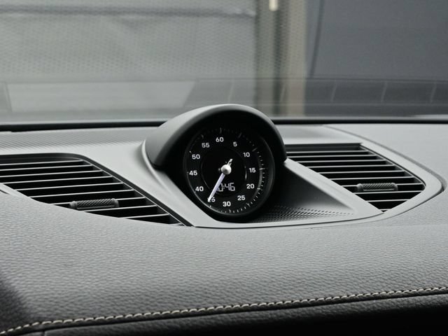 Certified 2025 Porsche Panamera 4 AWD/4WD image 12