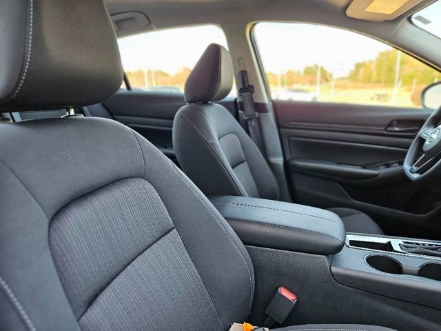 Certified 2025 Nissan Altima 2.5 S image 14