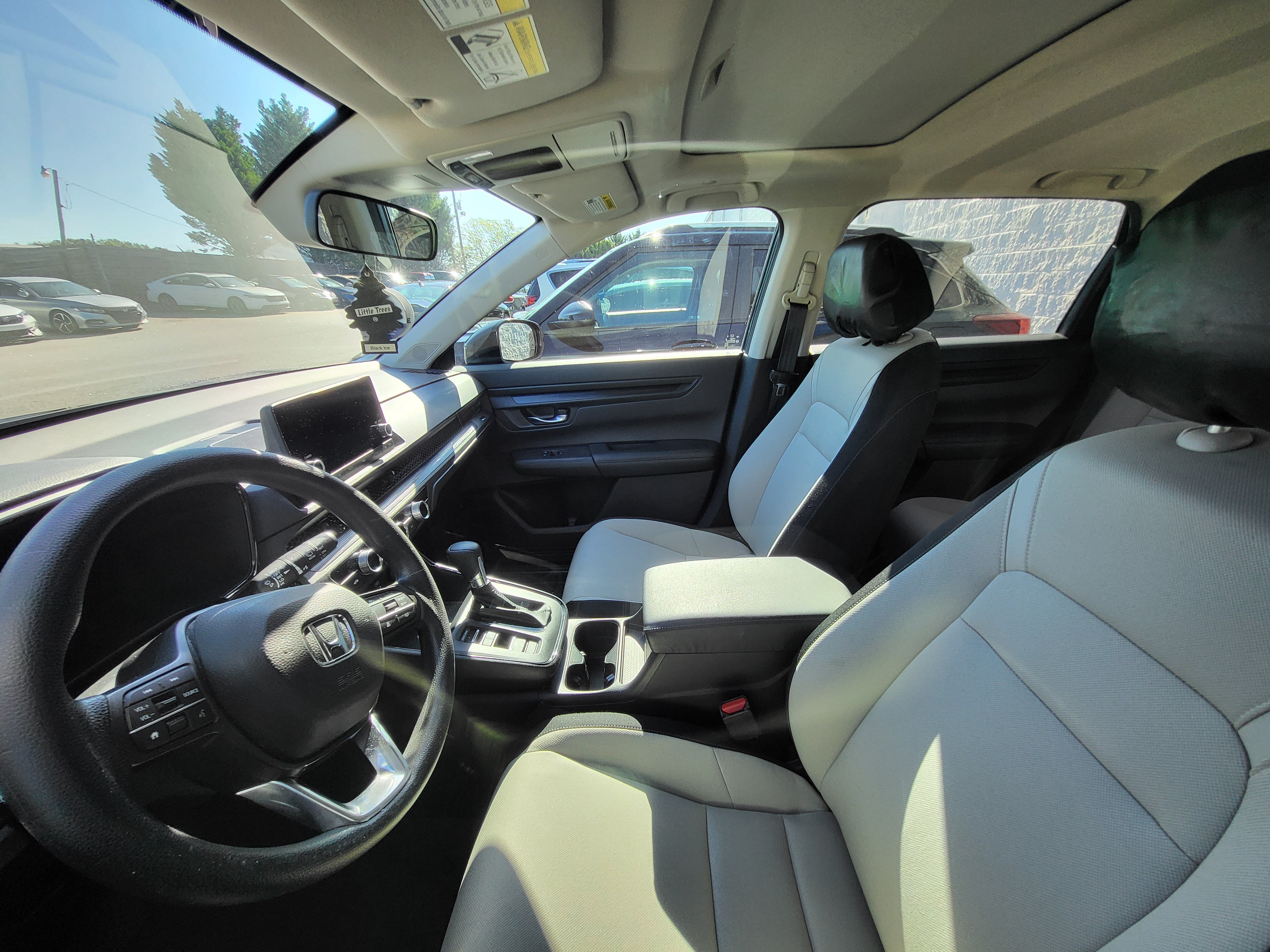 Used 2023 Honda CR-V EX image 10