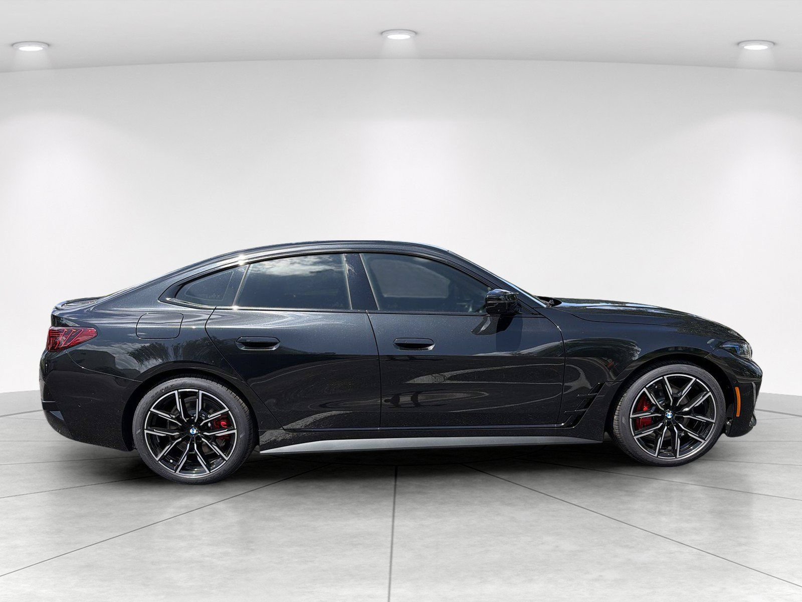New 2026 BMW 440i xDrive w/ Premium Package AWD/4WD image 3