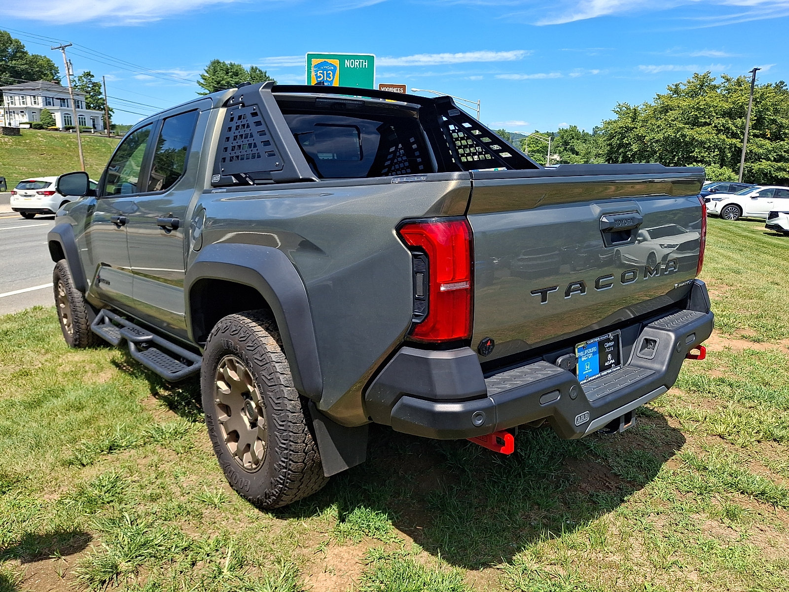 Used 2024 Toyota Tacoma 4x4 Double Cab Hybrid image 4