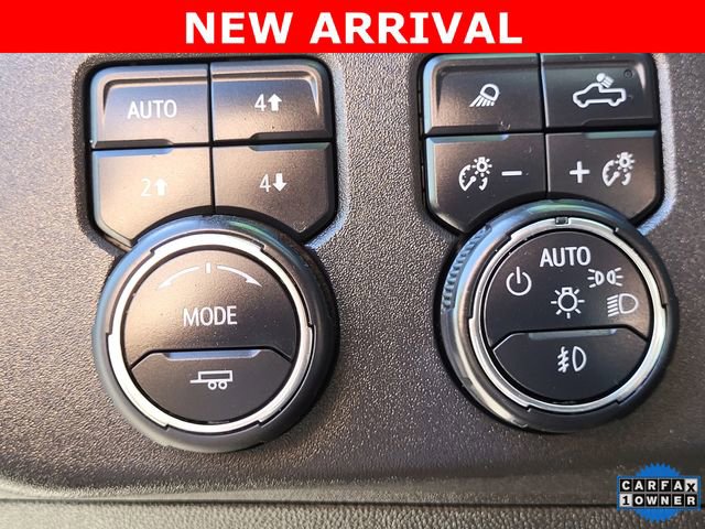 Used 2025 Chevrolet Silverado 1500 ZR2 w/ Technology Package image 9