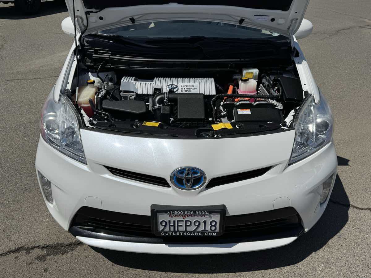 Used 2013 Toyota Prius Four FWD image 36