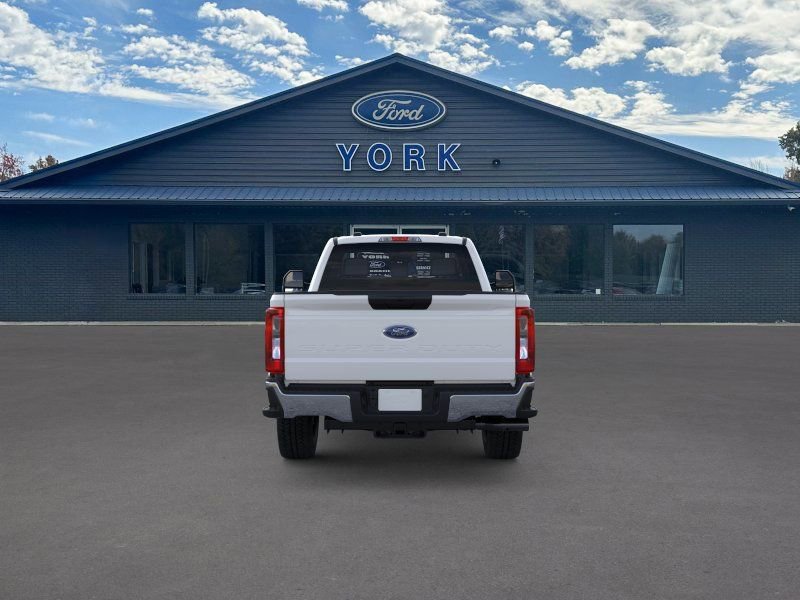 New 2026 Ford F350 XL w/ FX4 Off-Road Package AWD/4WD image 5