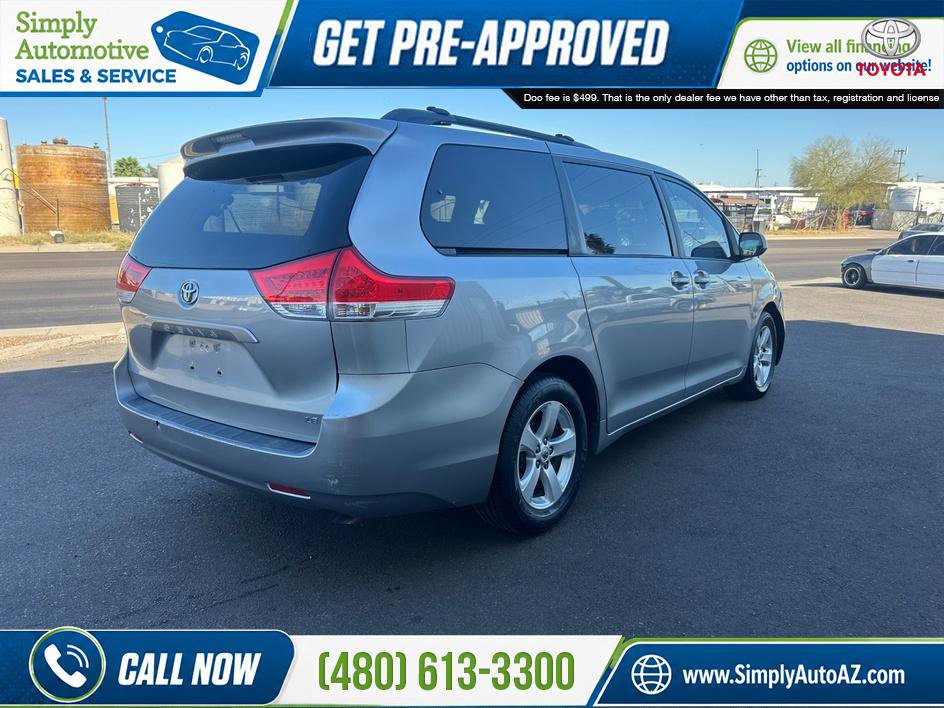 Used 2012 Toyota Sienna LE w/ Towing Pkg FWD image 9