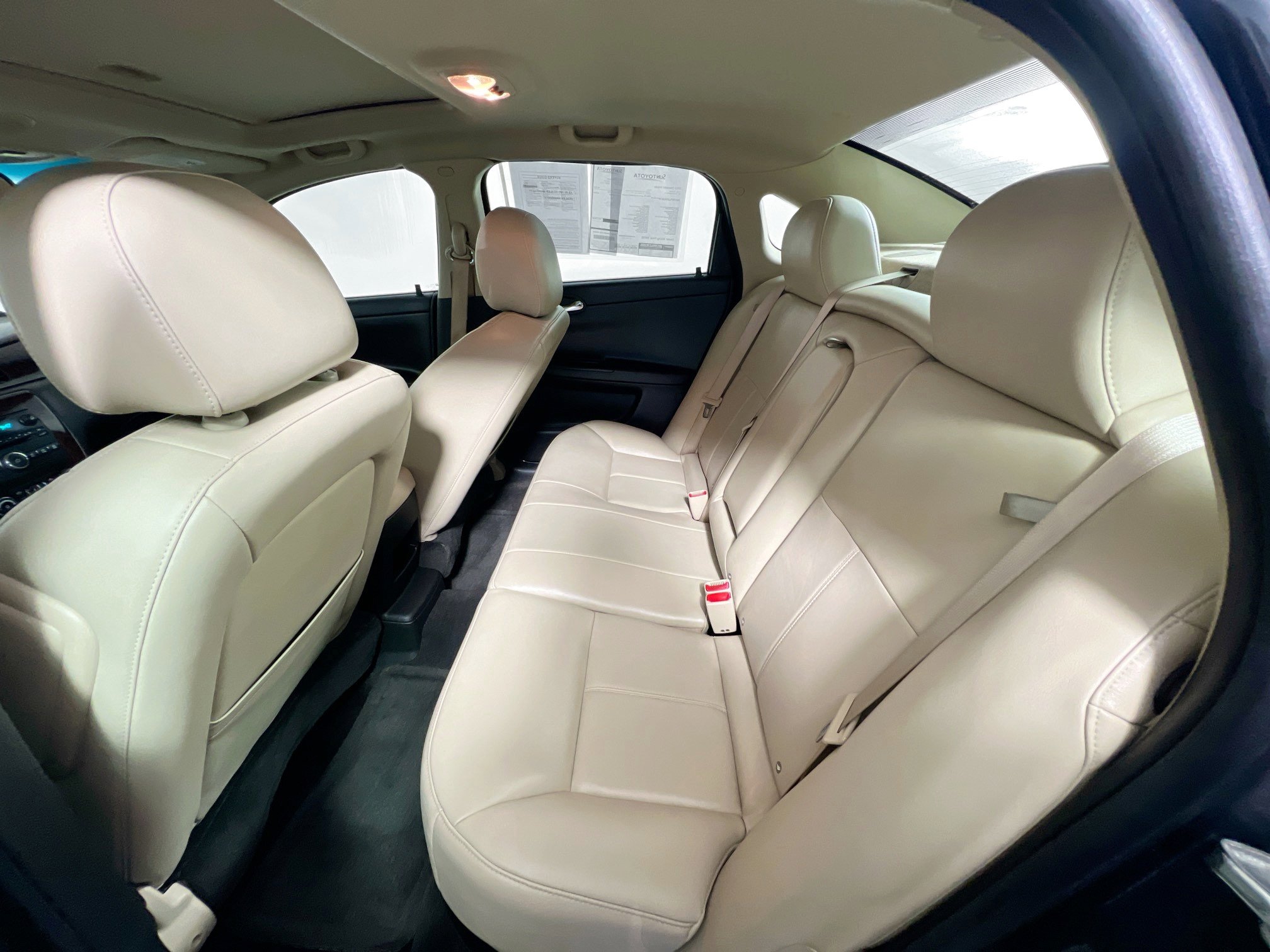 Used 2013 Chevrolet Impala LTZ image 28