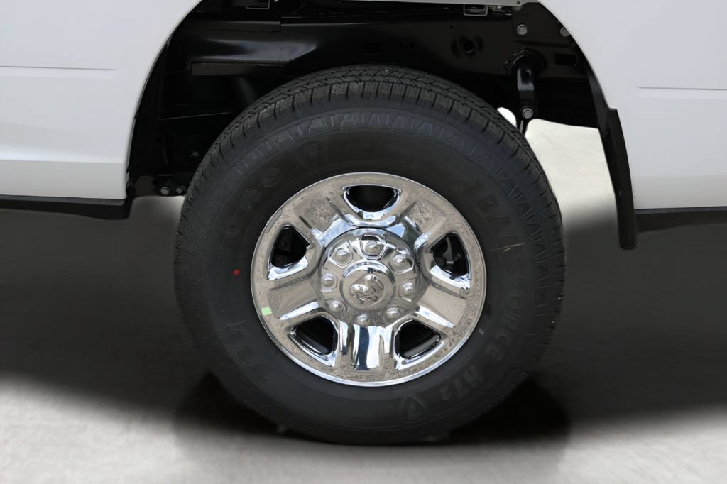 New 2026 RAM 2500 Tradesman AWD/4WD image 9