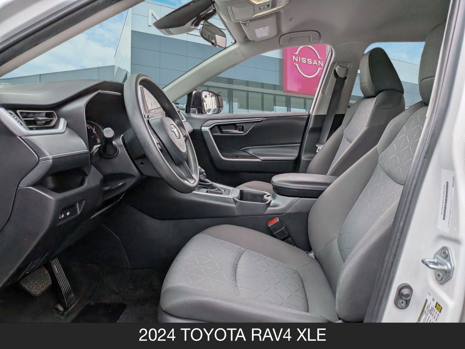 Used 2024 Toyota RAV4 XLE image 15