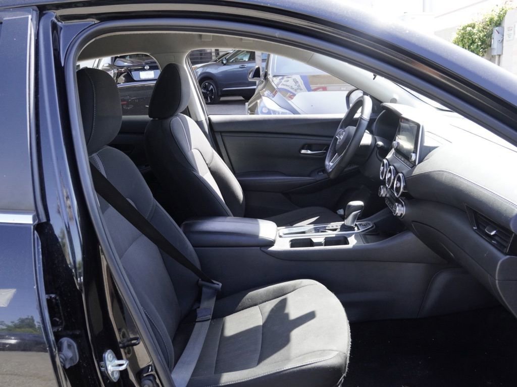 Certified 2024 Nissan Sentra SV w/ All-Weather Package FWD image 18