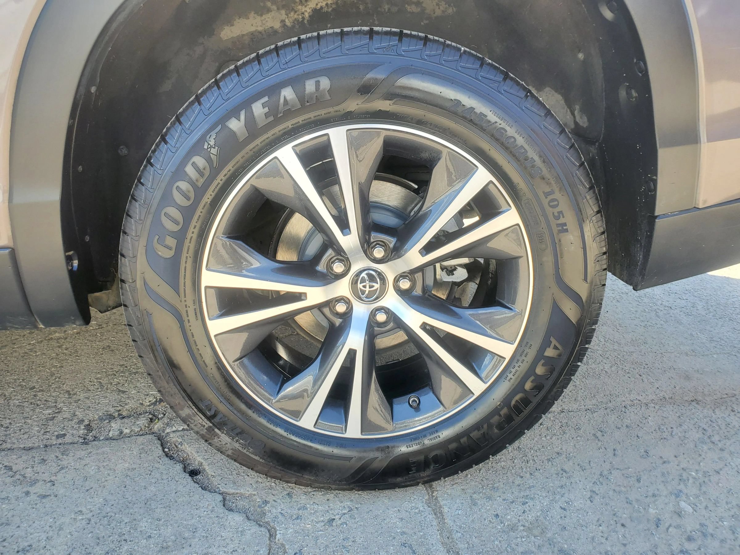 Used 2019 Toyota Highlander Plus FWD image 68