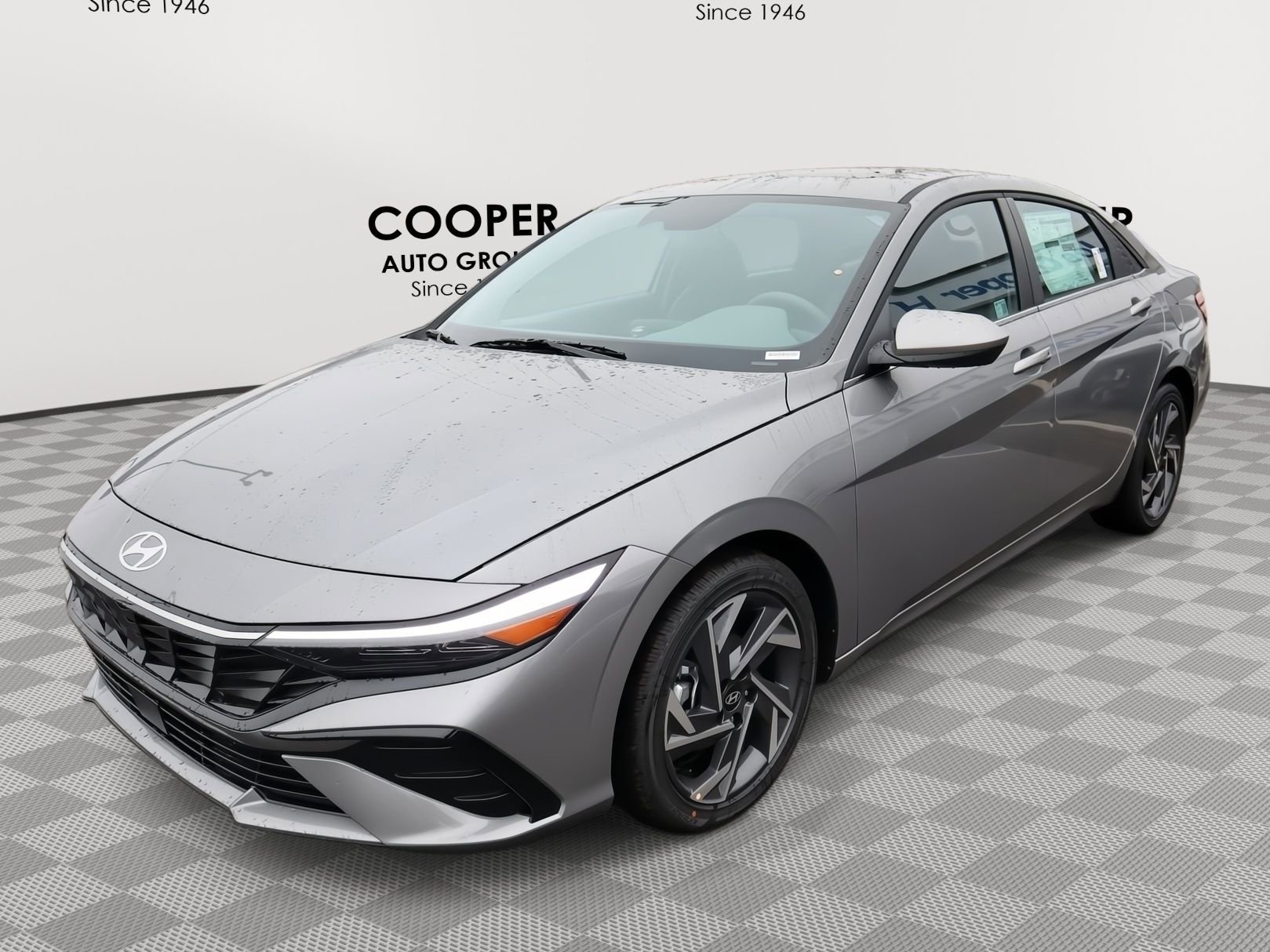 Certified 2025 Hyundai Elantra SEL image 3