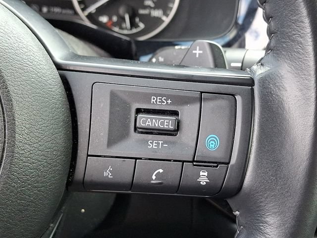 Used 2024 Nissan Pathfinder SV w/ SV Premium Package AWD/4WD image 25