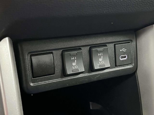 Used 2024 Toyota Corolla Cross XLE image 33