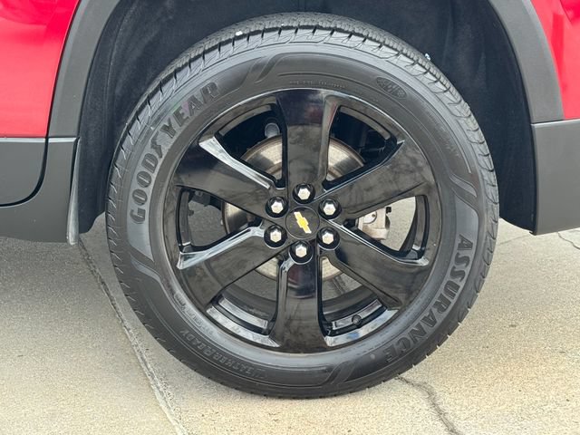 Used 2020 Chevrolet Traverse LT w/ LT Premium Package AWD/4WD image 5