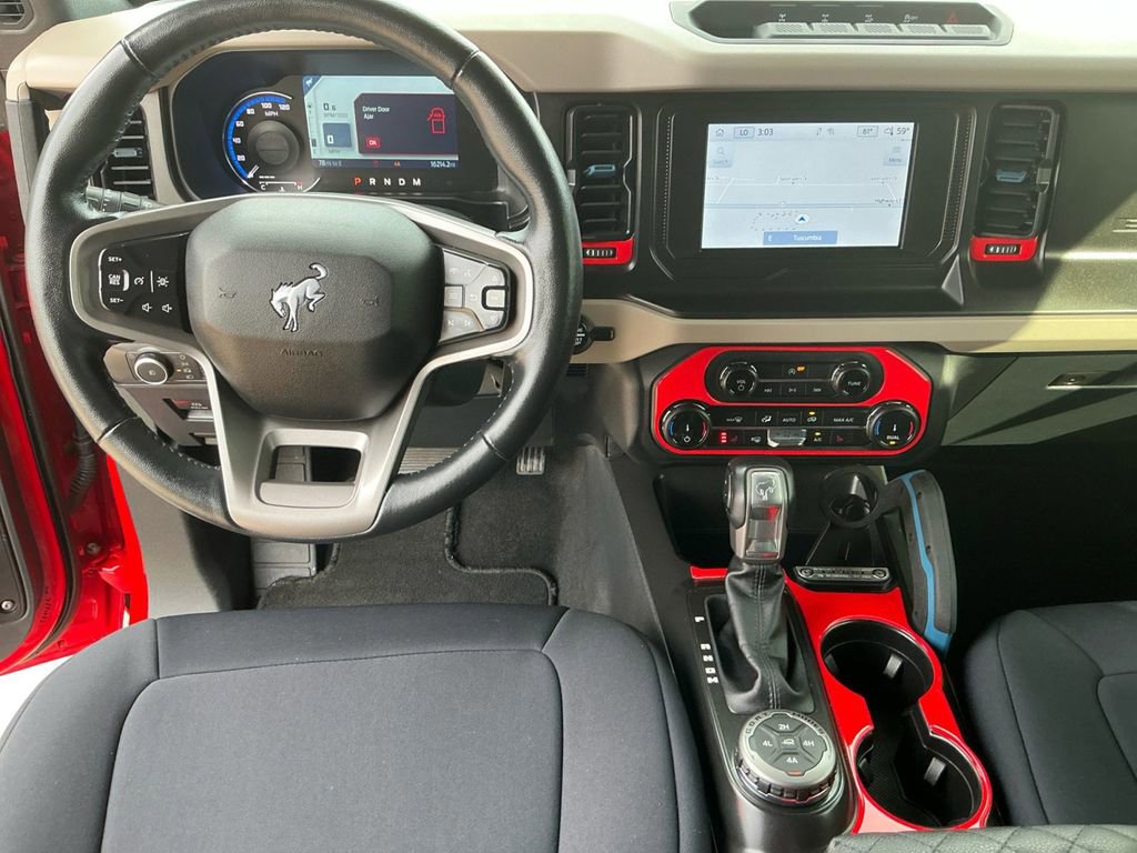 Used 2022 Ford Bronco Wildtrak image 17