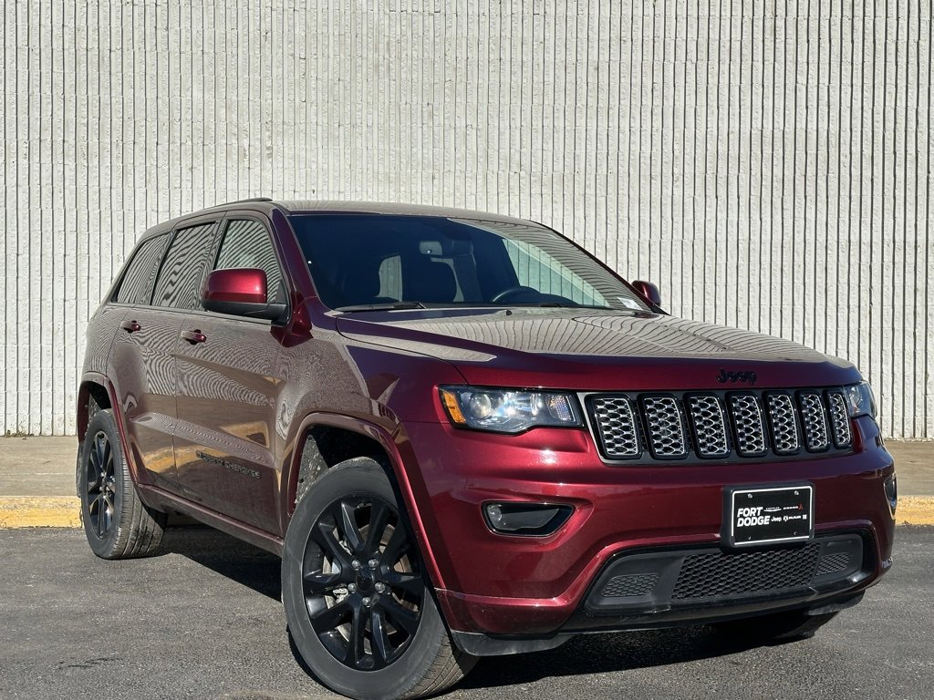 Used 2022 Jeep Grand Cherokee Laredo X image 6