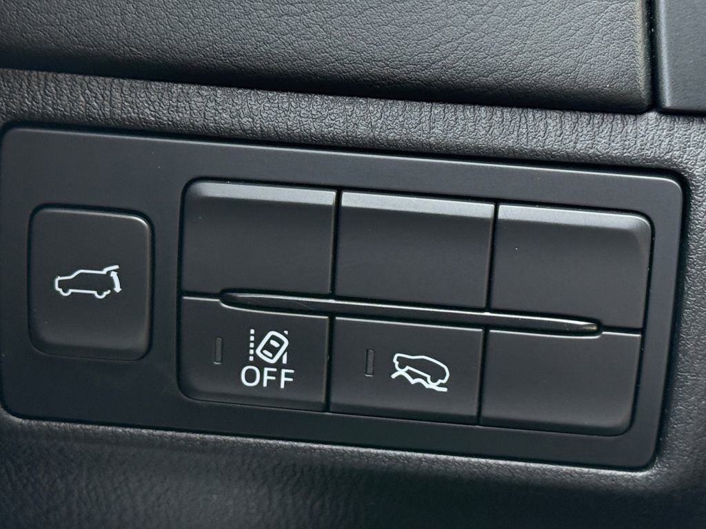 Used 2023 MAZDA CX-9 Touring Plus AWD/4WD image 23