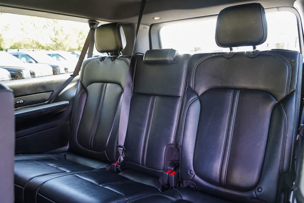 Used 2023 Jeep Wagoneer L Series II AWD/4WD image 16