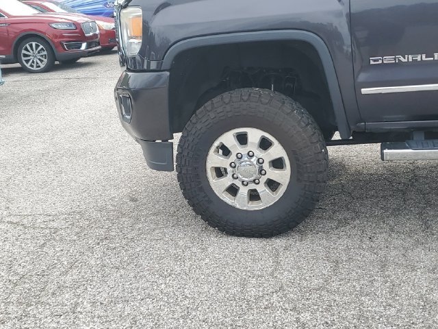 Used 2015 GMC Sierra 2500 Denali AWD/4WD image 8