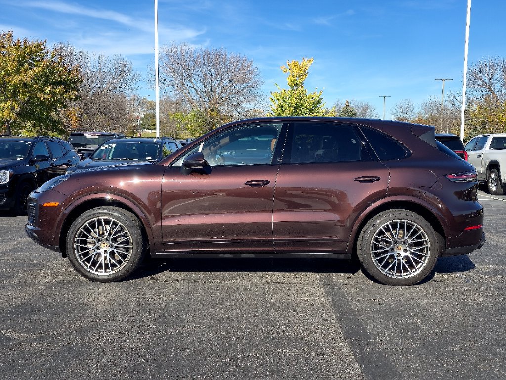 Used 2023 Porsche Cayenne Platinum Edition AWD/4WD image 10