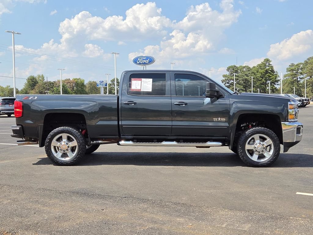 Used 2019 Chevrolet Silverado 2500 LT w/ Texas Edition AWD/4WD image 8