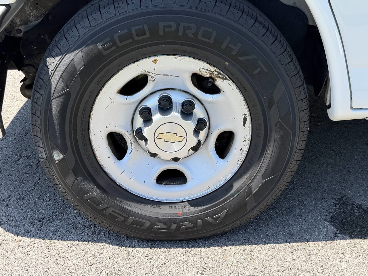 Used 2011 Chevrolet Express 3500 RWD image 23