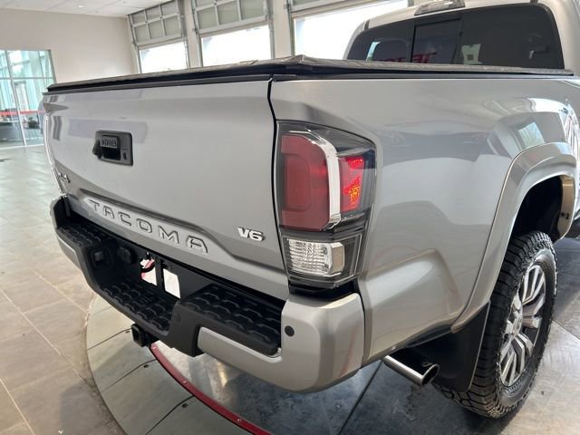 Used 2023 Toyota Tacoma Limited image 6