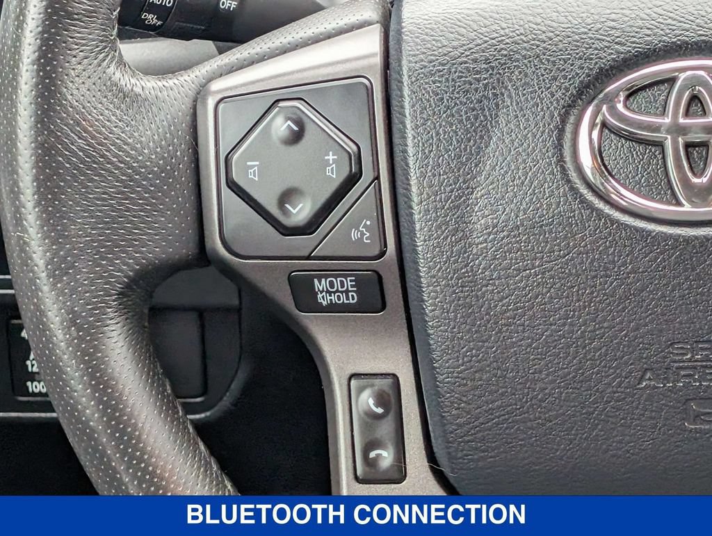 Used 2017 Toyota Tacoma TRD Off-Road AWD/4WD image 19