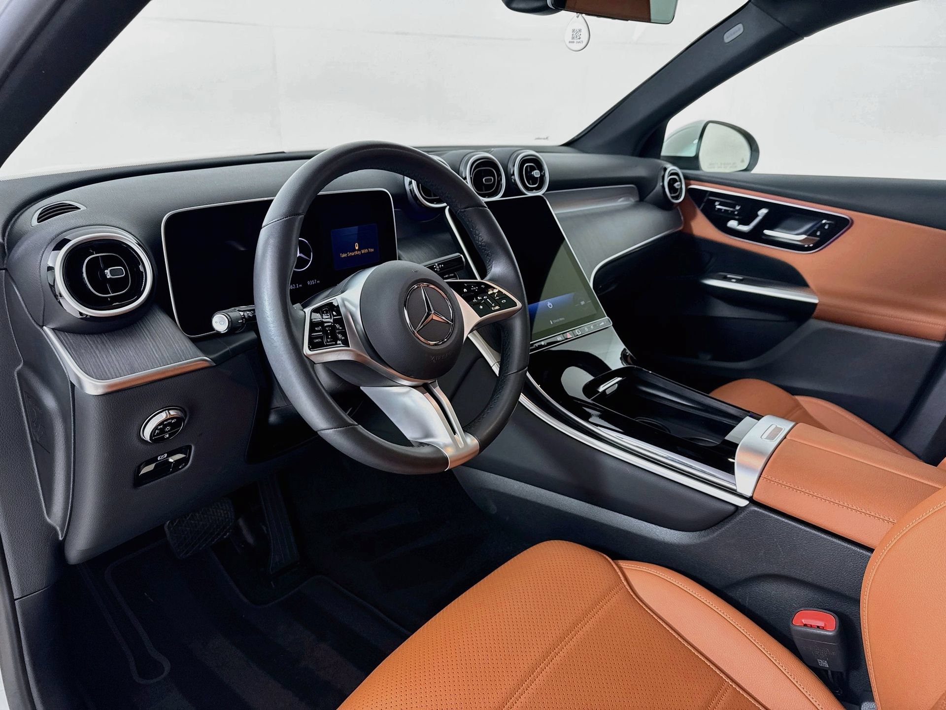 Used 2026 Mercedes-Benz GLC 300 4MATIC image 10